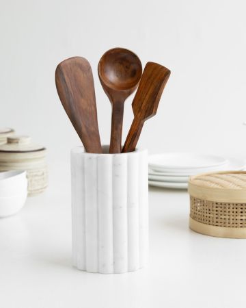 thumbnail image 2 of Repose Cuillere Cuisine Radicaln Marble Spoon Rest White Spatula Ladle Fork Handmade Utensil Rest - Spoon Rests Keeper Kitchen Organizer Chef Cooking Helper Tool Countertop Holder Utensil Holder For Counter 2 of 14