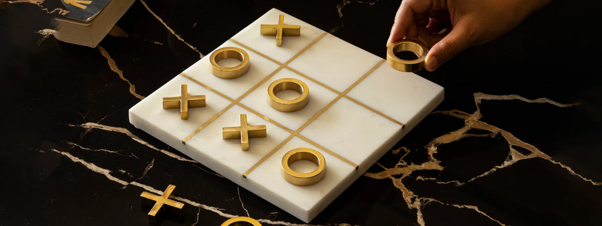 custom-slideshow-image-desktop-block_QHyyfH